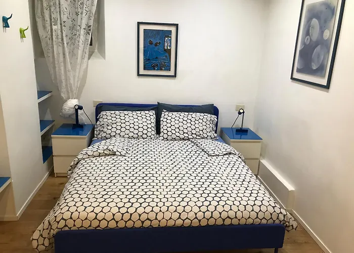 The Blu And Green Apartment